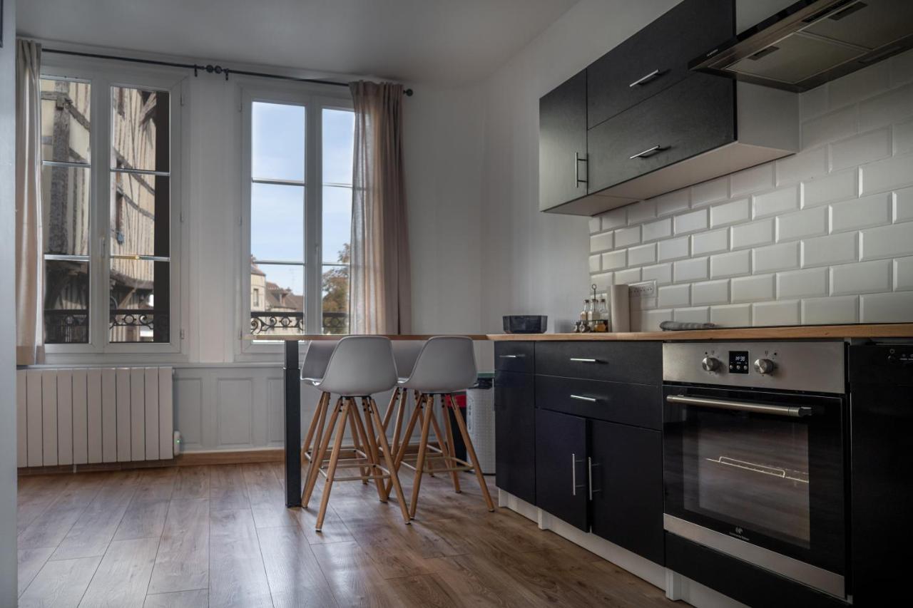 Le Petit Bouchon De Troyes Classe 3 Etoiles Bagian luar foto